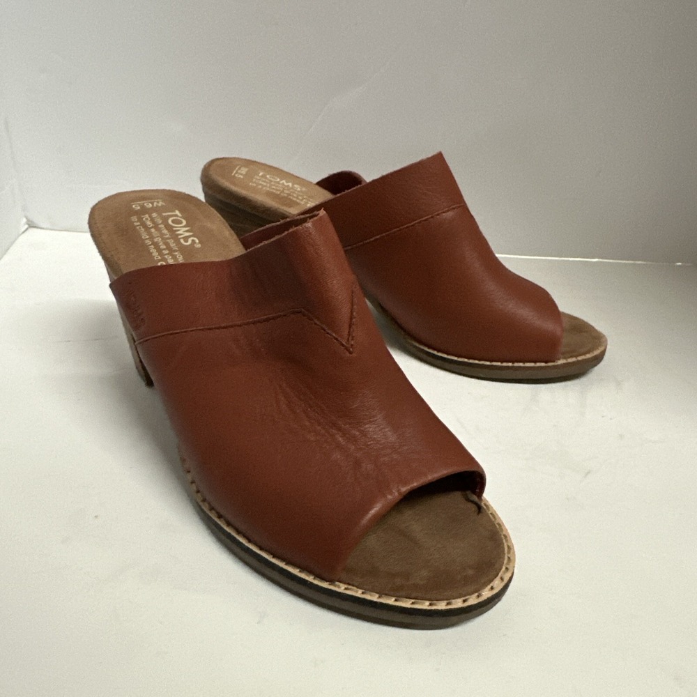 TOMS Majorca Leather Peep Toe Mules Tan Brown Block Heel Sandals Womens 6.5